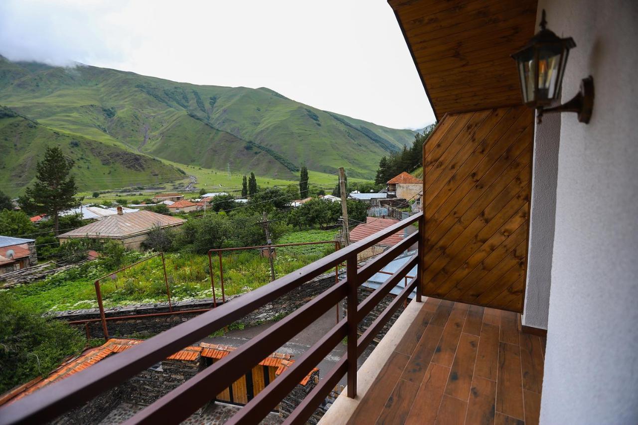 Sno Inn Kazbegi Экстерьер фото